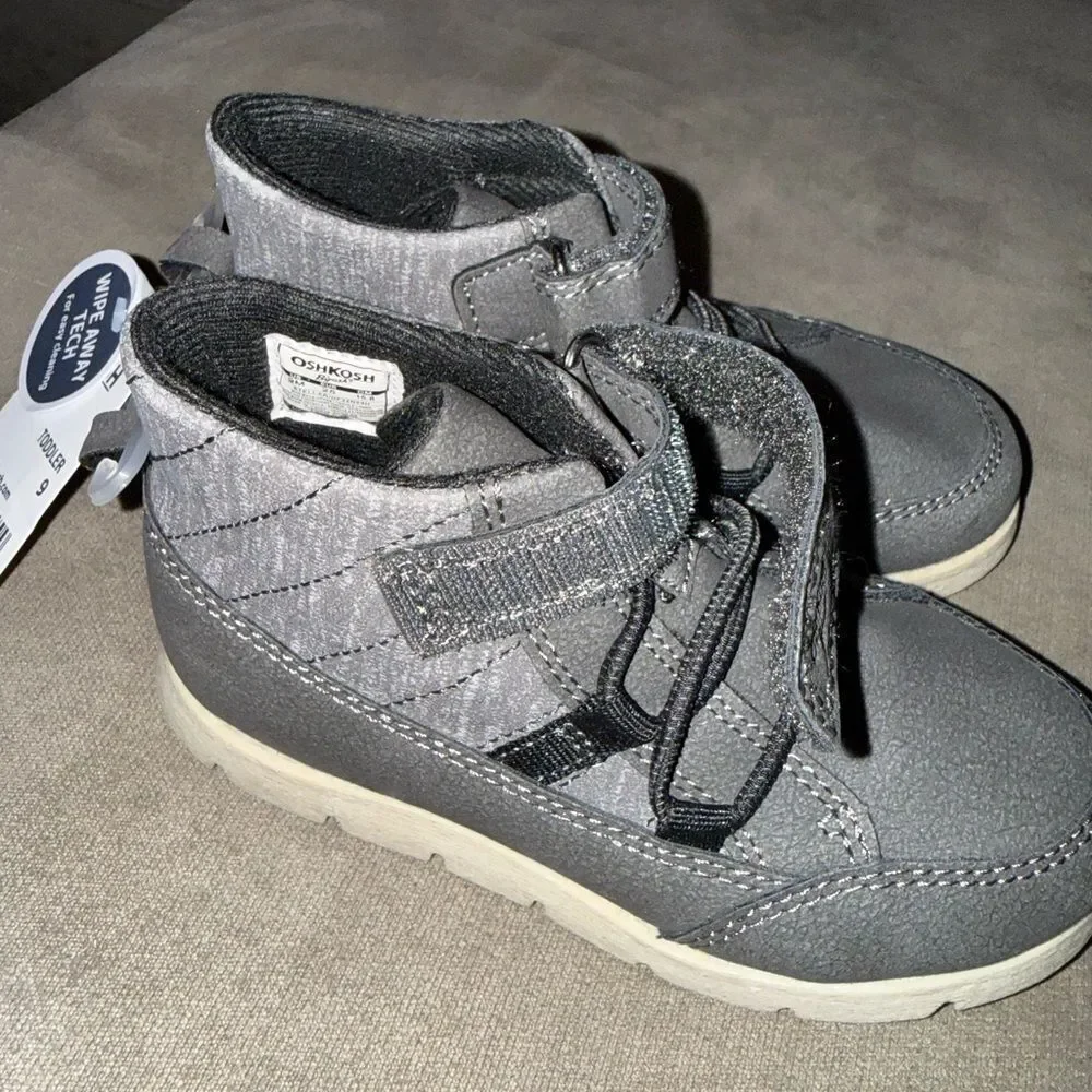 NWT- OshKosh B'gosh Gray Kids Sneakers- Size 9